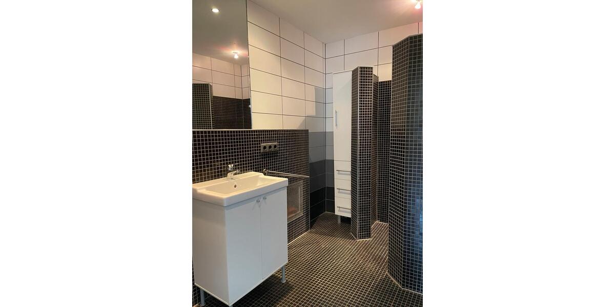 Erdgeschoßwohnung Püttlingen - 2 Zimmer, 50 m&sup2;, 550&euro; | Angebot:25792542