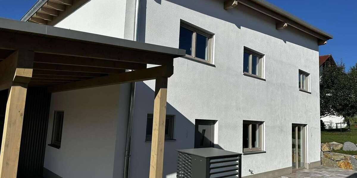 Einfamilienhaus Winzer - 4 Zimmer, 130 m&sup2;, 1.200&euro; | Angebot:24735443