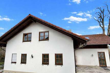 Haus Seefeld - 5 Zimmer, 159 m&sup2;, 2.400&euro; | Angebot:26006461
