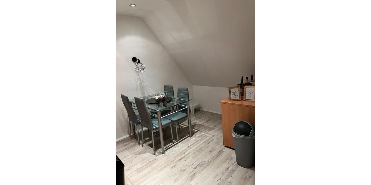 Dachgeschoßwohnung Bad Tabarz - 3 Zimmer, 75 m&sup2;, 480&euro; | Angebot:26382574