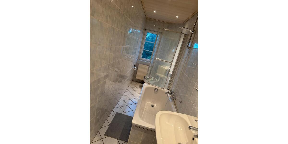 Wohnen auf Zeit Zwickau Auerbach - 3 Zimmer, 70 m&sup2;, 10&euro; | Angebot:24940824