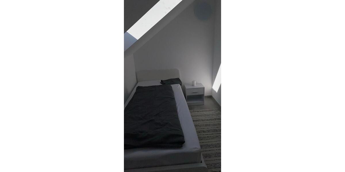 Wohnen auf Zeit Gauting - 1 Zimmer, 1 m&sup2;, 140&euro; | Angebot:26136346