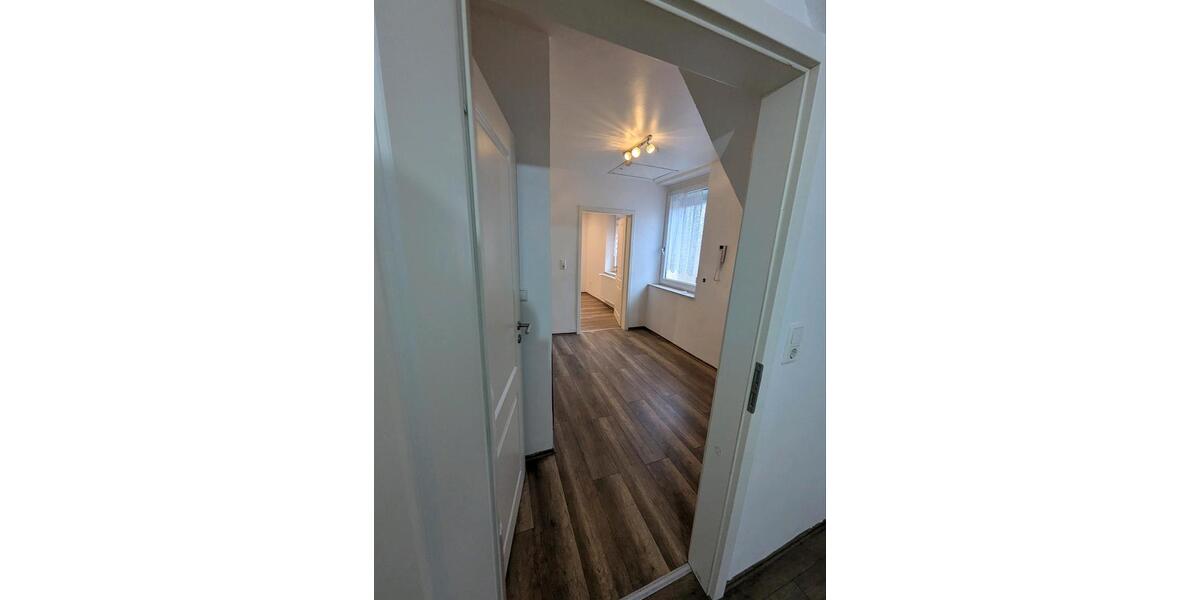 Einfamilienhaus Saarbrücken Scheidt - 4 Zimmer, 172 m&sup2;, 1.400&euro; | Angebot:24780403