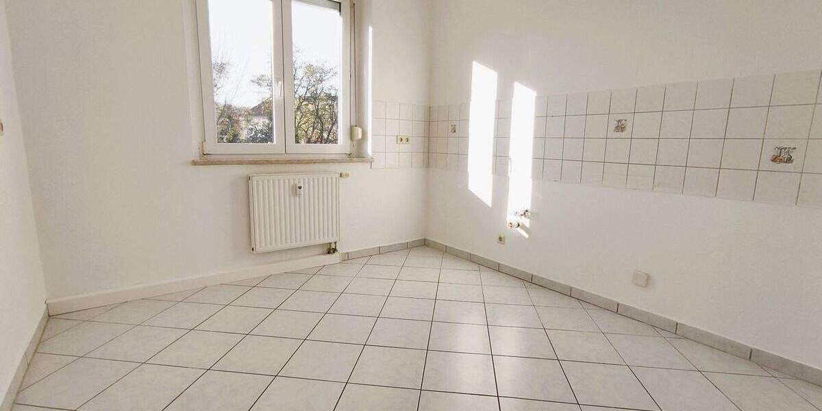 Etagenwohnung Bitterfeld Wolfen - 2 Zimmer, 65 m&sup2;, 455&euro; | Angebot:25704656