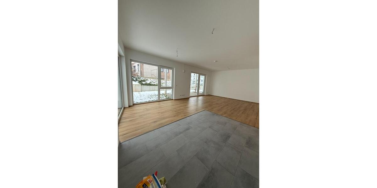 Neubau 3 -Zimmer-Wohnung mit Terrasse 3 zimmer