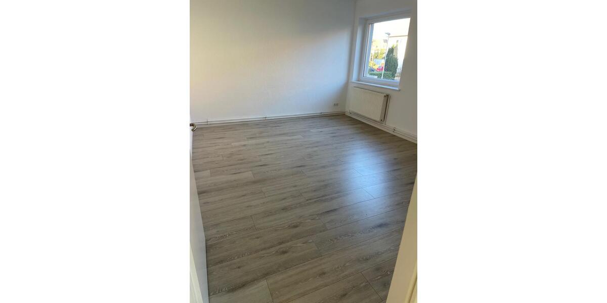 Erdgeschoßwohnung Hameln Kernstadt - 4 Zimmer, 78 m&sup2;, 649&euro; | Angebot:25636361