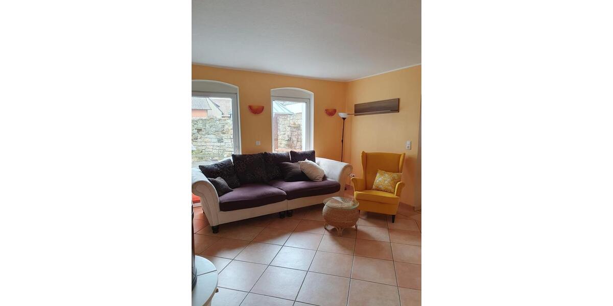 Wohnen auf Zeit Rinteln - 4 Zimmer, 120 m&sup2;, 375&euro; | Angebot:25192845