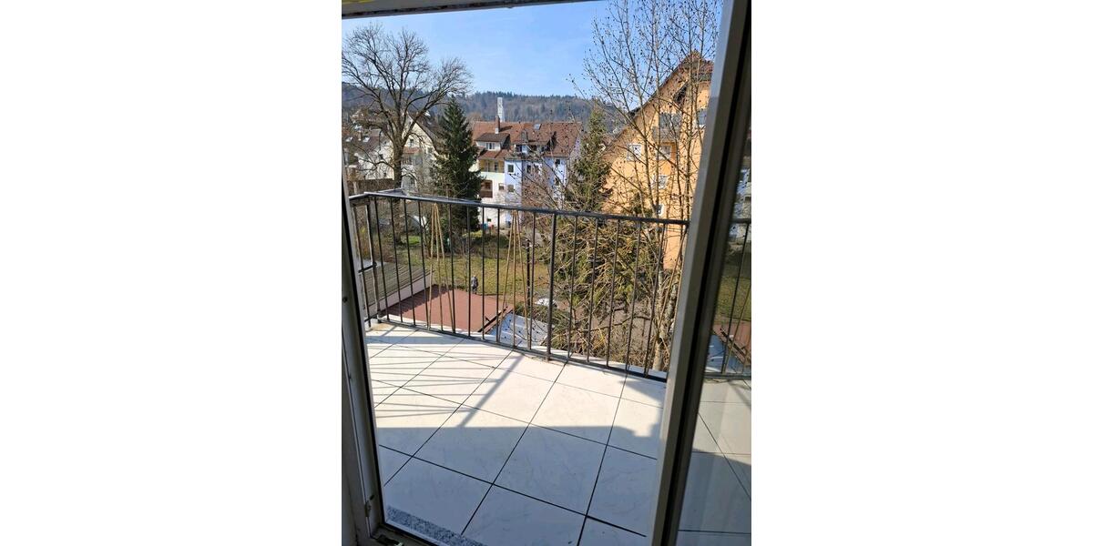 Etagenwohnung Tuttlingen - 3 Zimmer, 70 m&sup2;, 650&euro; | Angebot:26006372