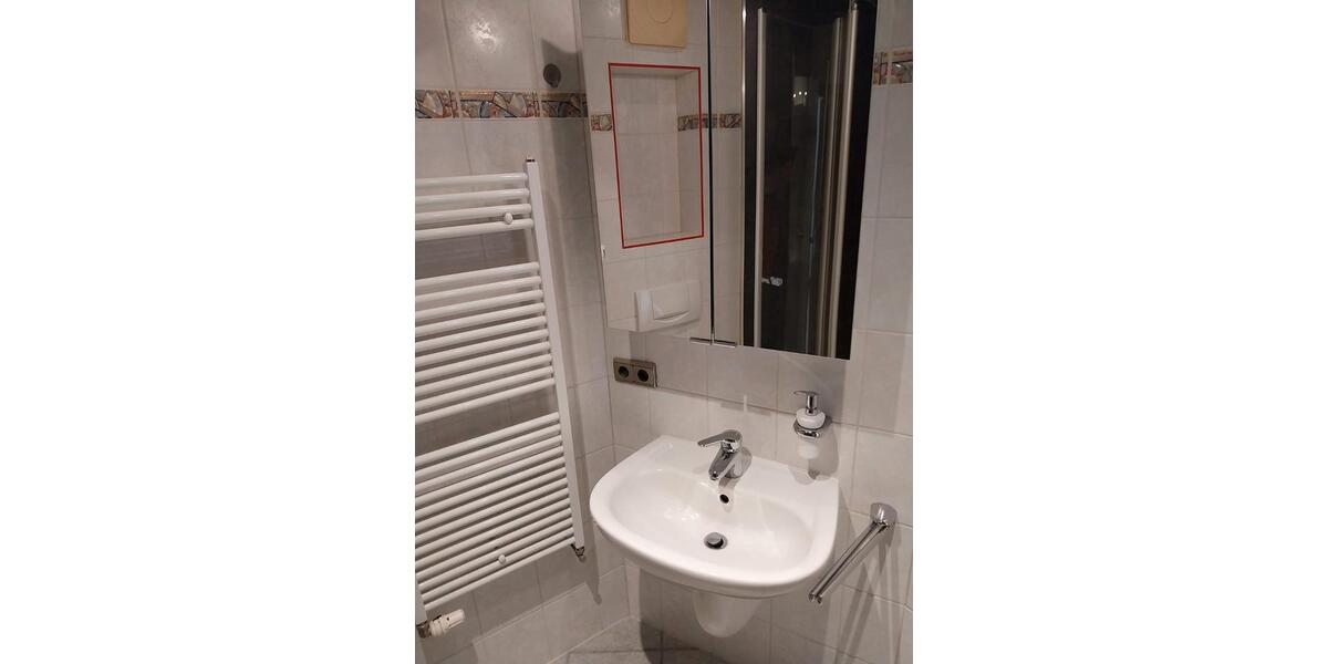 Dachgeschoßwohnung Markneukirchen - 2 Zimmer, 40 m&sup2;, 300&euro; | Angebot:26424653