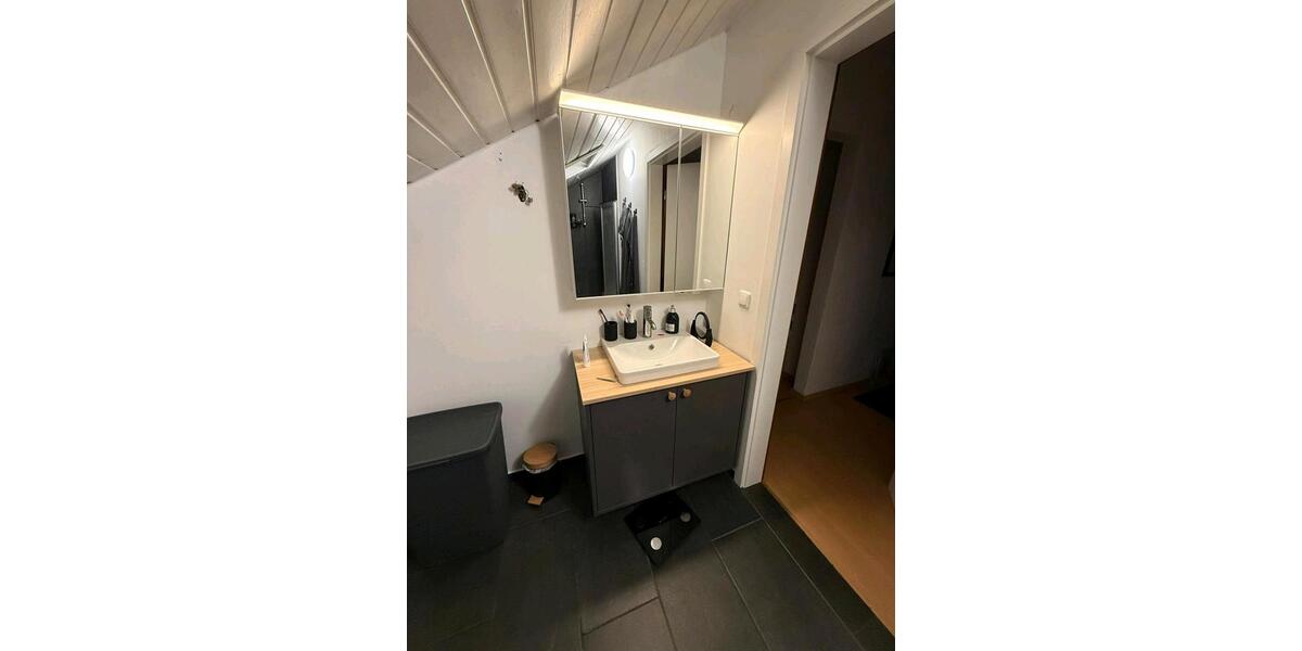 Dachgeschoßwohnung Buch am Buchrain Mitterbuch - 3.5 Zimmer, 110 m&sup2;, 1.450&euro; | Angebot:25931402