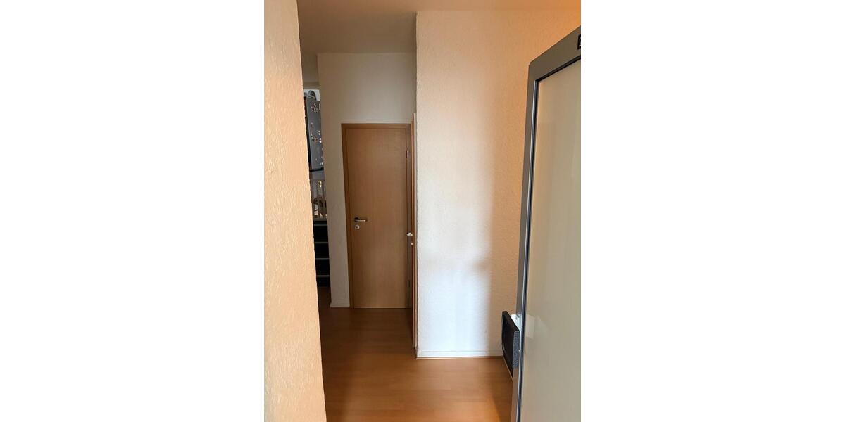 Etagenwohnung Hackenheim - 3 Zimmer, 83 m&sup2;, 890&euro; | Angebot:26581943