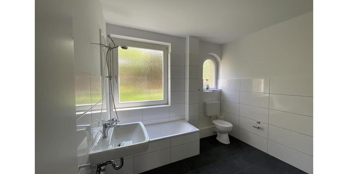 Etagenwohnung Wilhelmshaven - 3 Zimmer, 63 m&sup2;, 449&euro; | Angebot:26639304