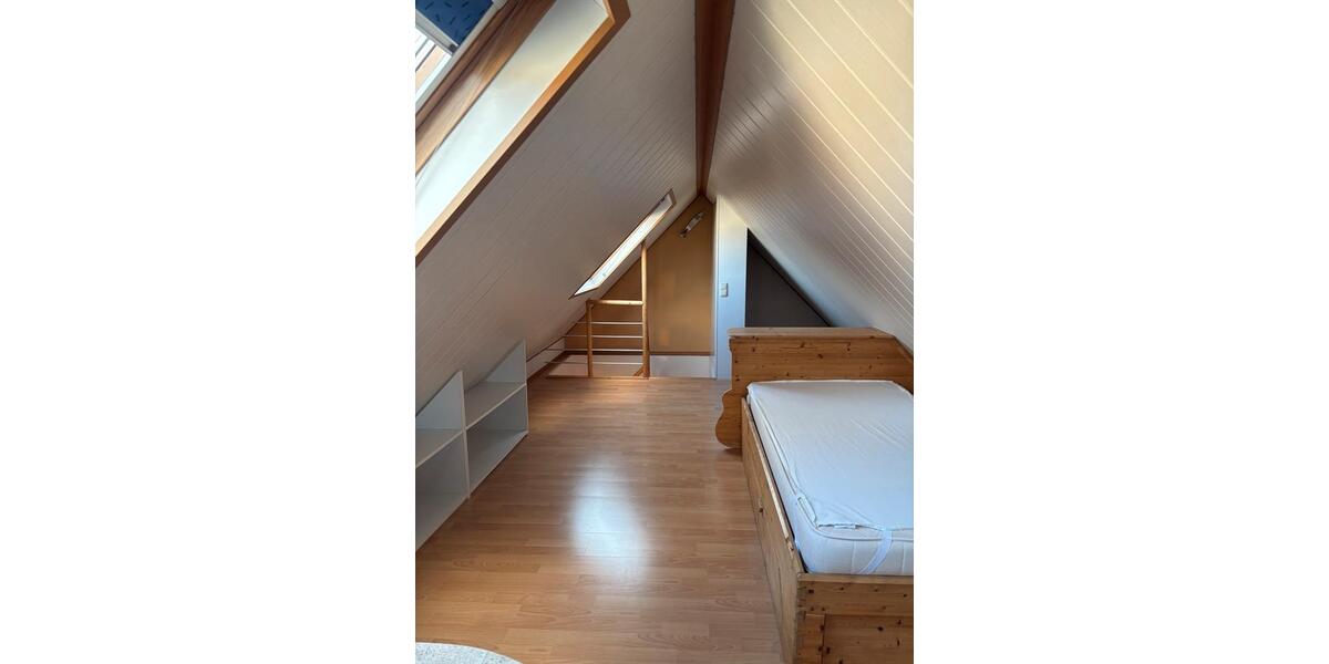 Etagenwohnung Fußgönheim - 2.5 Zimmer, 91 m&sup2;, 1.420&euro; | Angebot:25614873