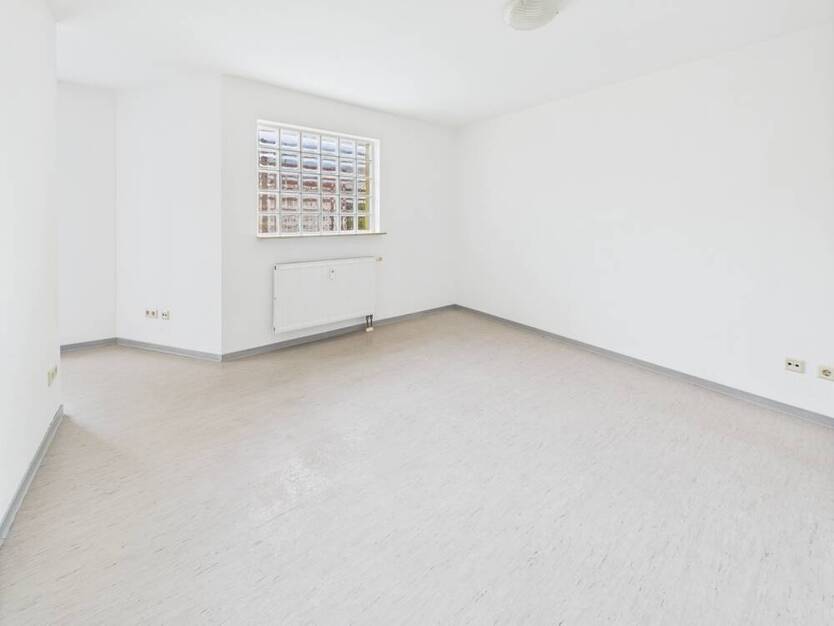 Helle und ruhige Wohnung mit Fahrstuhl im T-Quadrat