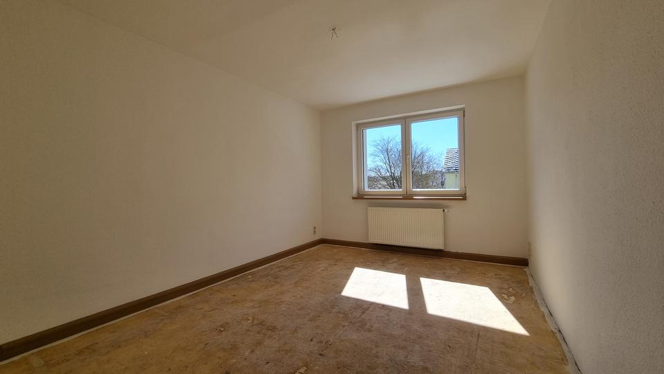 Etagenwohnung Schleiz - 2 Zimmer, 46 m&sup2;, 320&euro; | Angebot:26264395