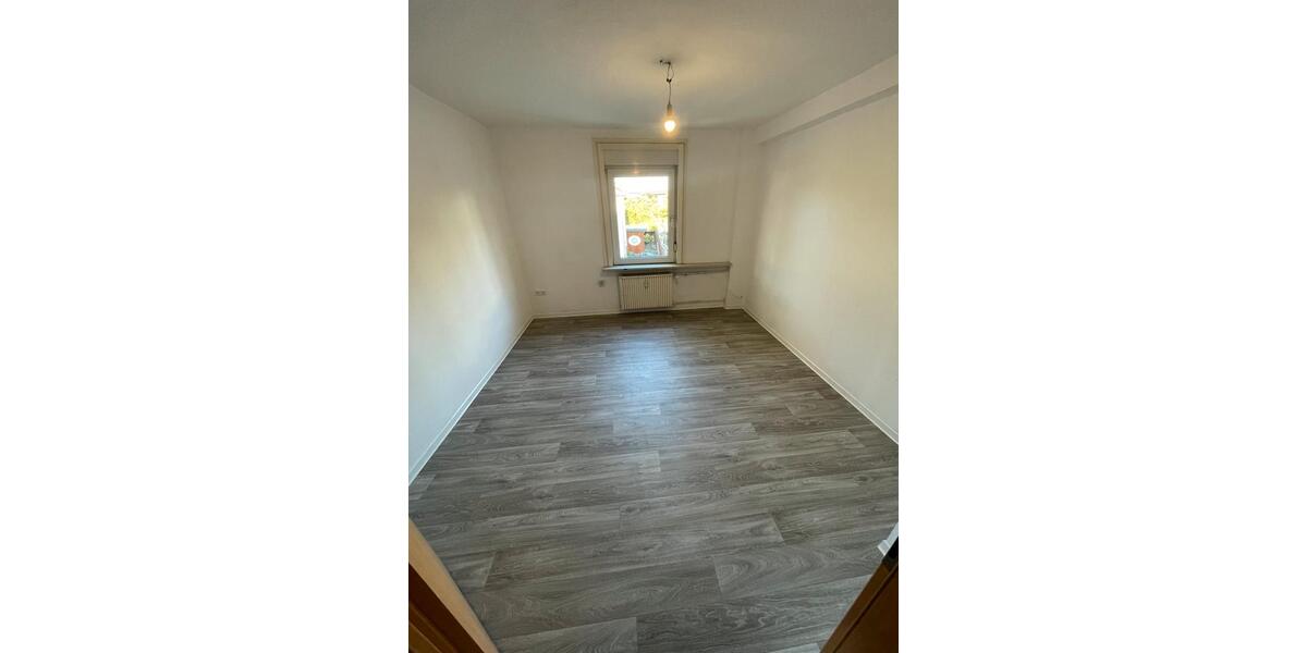 Etagenwohnung Siegen Weidenau - 5 Zimmer, 110 m&sup2;, 286&euro; | Angebot:24751165