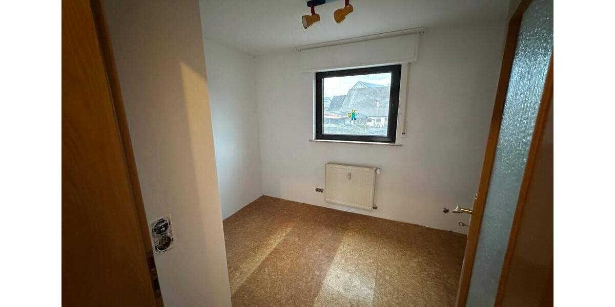 Erdgeschoßwohnung Kehl - 5 Zimmer, 150 m&sup2;, 1.200&euro; | Angebot:24788308