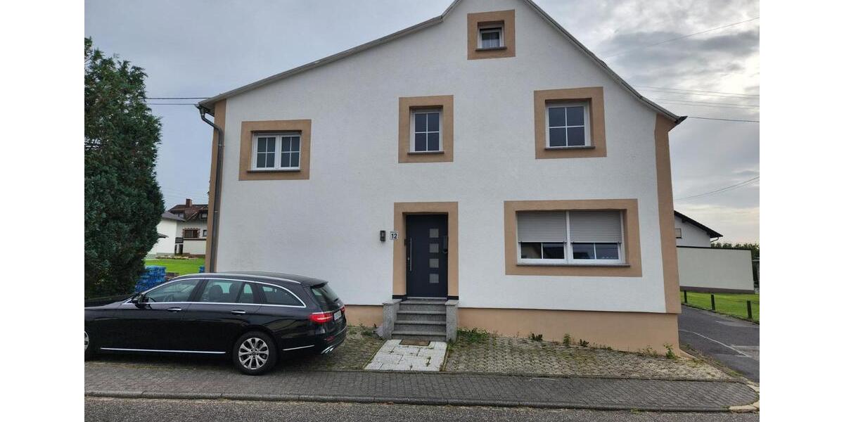 Einfamilienhaus Hundsangen - 6 Zimmer, 200 m&sup2;, 1.400&euro; | Angebot:24751486