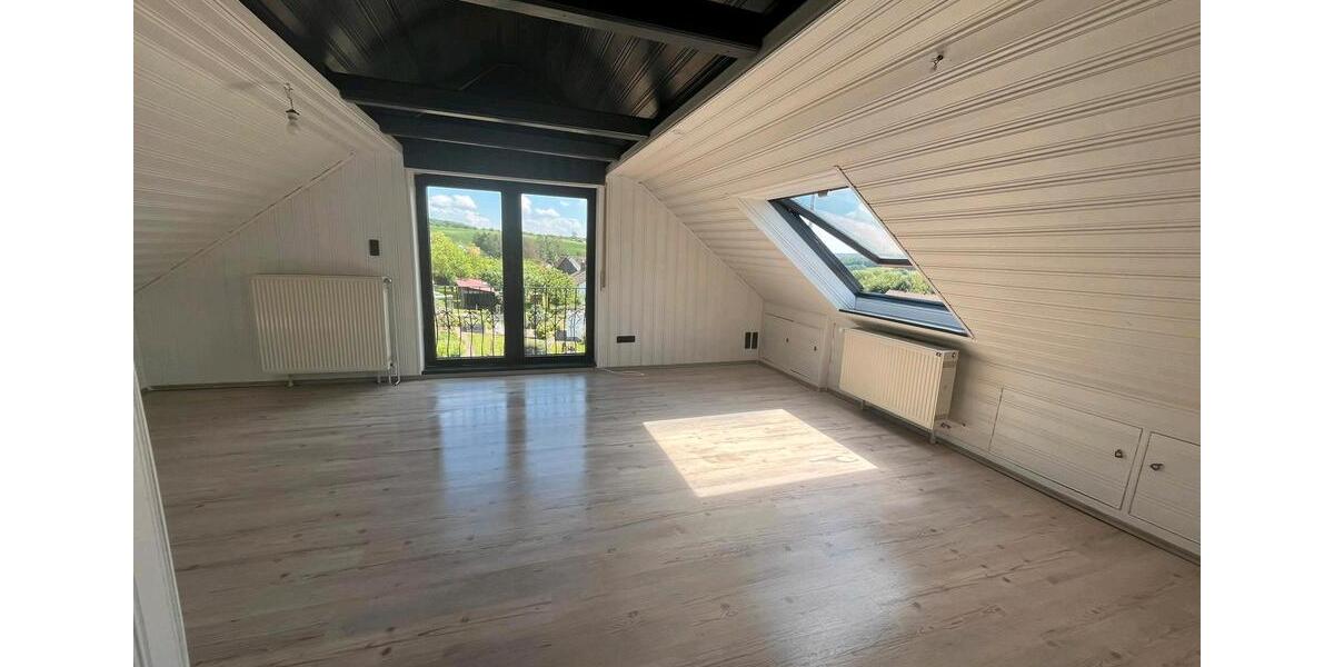 Maisonettenwohnung Oberthulba - 5 Zimmer, 100 m&sup2;, 750&euro; | Angebot:25319218