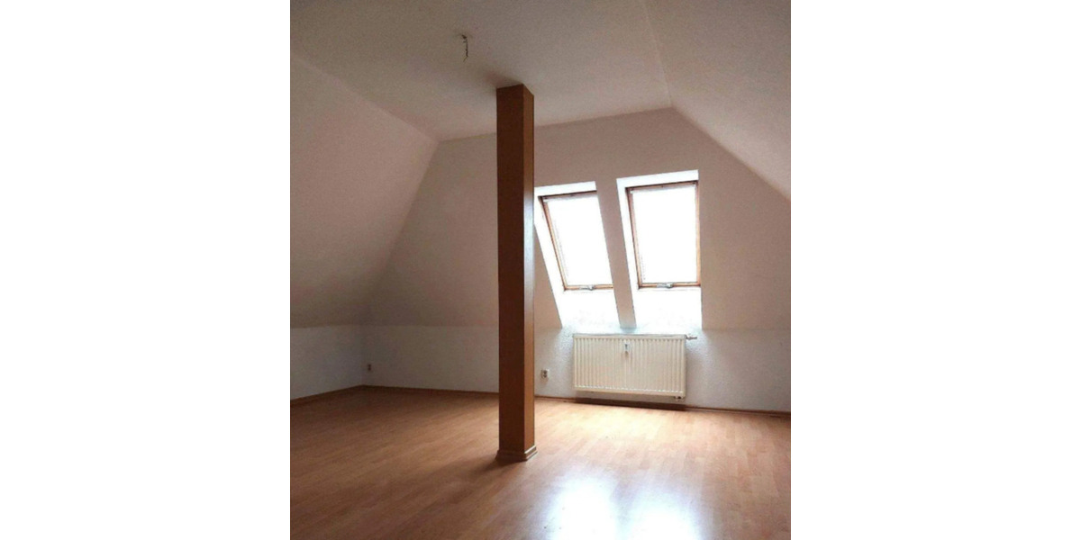 Dachgeschoßwohnung Gornsdorf - 2 Zimmer, 60 m&sup2;, 350&euro; | Angebot:25428667