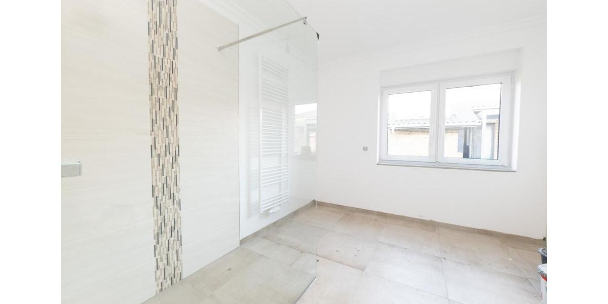 Doppelhaushälfte Hemmoor - 4 Zimmer, 98 m&sup2;, 1.225&euro; | Angebot:23688448