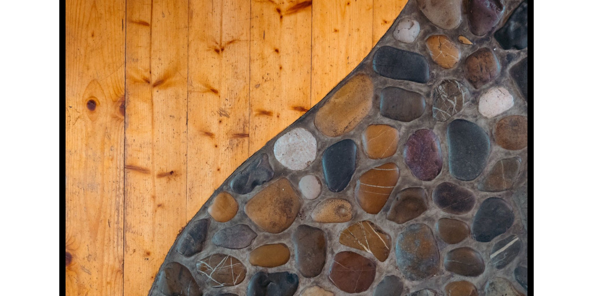 Etagenwohnung Stadtbergen - 1 Zimmer, 130 m&sup2;, 550&euro; | Angebot:25397682