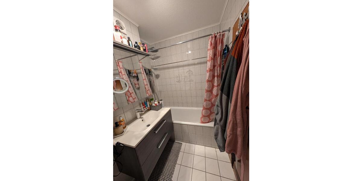 Etagenwohnung Mainz Gonsenheim - 3 Zimmer, 78 m&sup2;, 1.100&euro; | Angebot:26482395