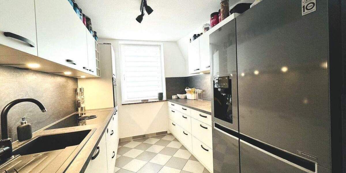 Etagenwohnung Fürth Poppenreuth - 4 Zimmer, 170 m&sup2;, 1.410&euro; | Angebot:26703043