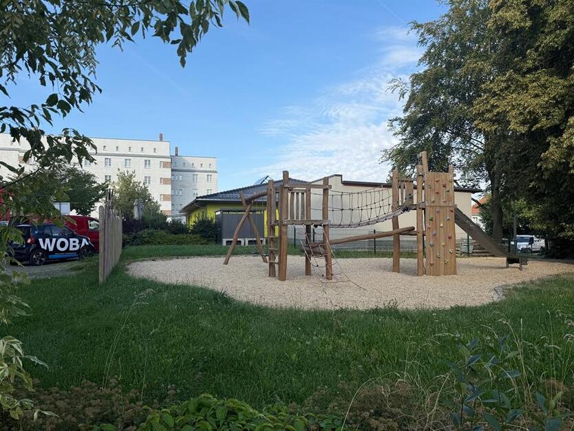 3-Raum-FamilienWohnung mit Spielplatz vor der Haustür!