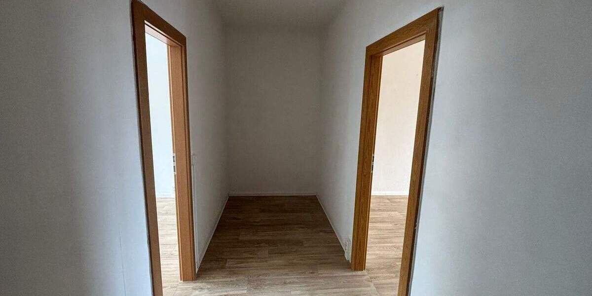 Etagenwohnung Görlitz Königshufen - 3 Zimmer, 70 m&sup2;, 405&euro; | Angebot:26741640
