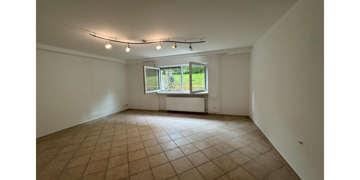 Etagenwohnung Karlsruhe - 2 Zimmer, 60 m&sup2;, 600&euro; | Angebot:26001338