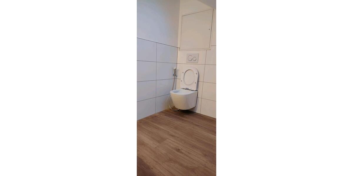 Dachgeschoßwohnung Losheim am See - 5 Zimmer, 107 m&sup2;, 850&euro; | Angebot:25539815
