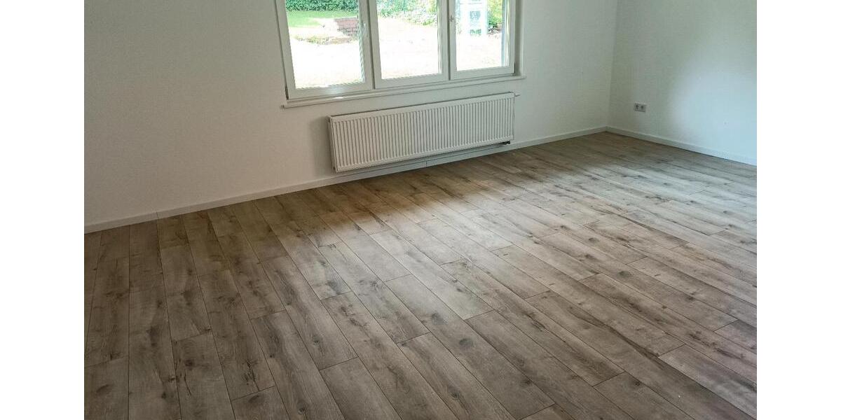 Hochparterre Lüdenscheid - 3 Zimmer, 80 m&sup2;, 800&euro; | Angebot:26561730