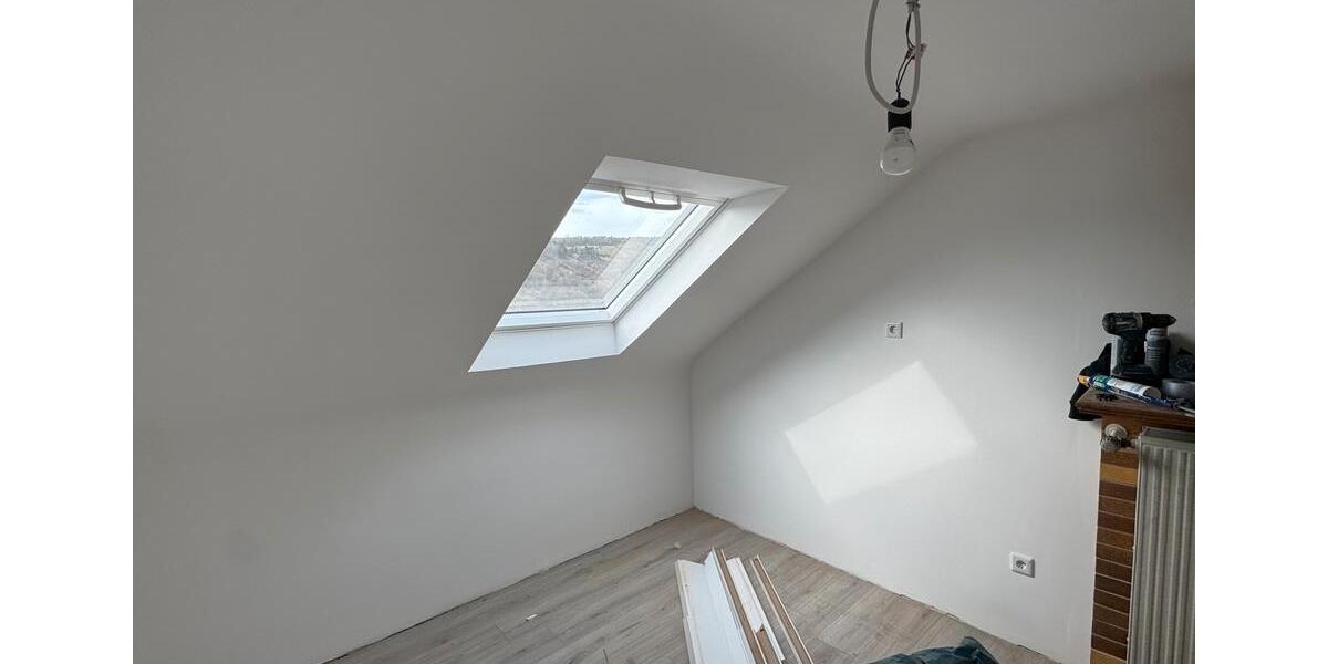 Dachgeschoßwohnung Weikersheim - 3 Zimmer, 70 m&sup2;, 700&euro; | Angebot:25576461