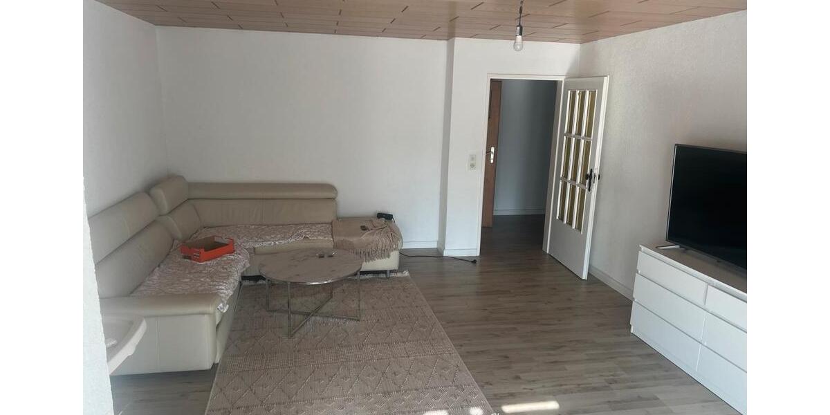 Etagenwohnung Helmstedt - 5 Zimmer, 120 m&sup2;, 1.250&euro; | Angebot:25811820