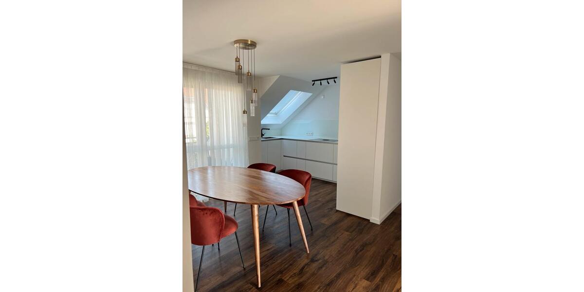 Maisonettewohnung renoviert+möbliert+2xBalkon+EBK+TG+Klimaanlage 3.5 zimmer