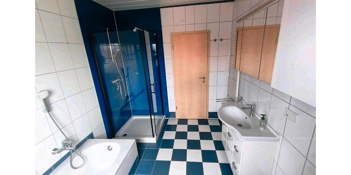 Dachgeschoßwohnung Wettenberg - 3 Zimmer, 80 m&sup2;, 1.000&euro; | Angebot:26525589