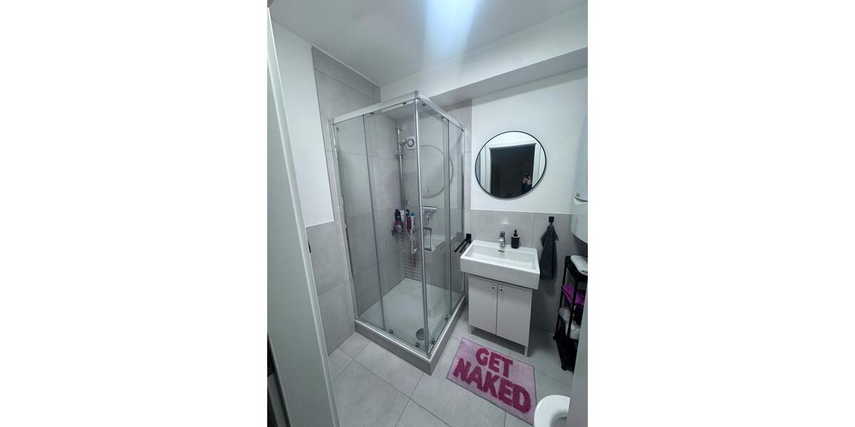 Wohnen auf Zeit Düsseldorf Düsseltal - 1 Zimmer, 18 m&sup2;, 575&euro; | Angebot:25136869