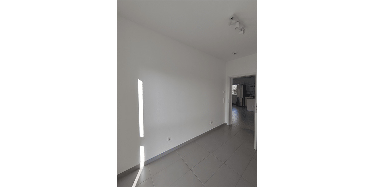 Etagenwohnung Frankfurt am Main Hausen - 2 Zimmer, 57 m&sup2;, 1.100&euro; | Angebot:26751982
