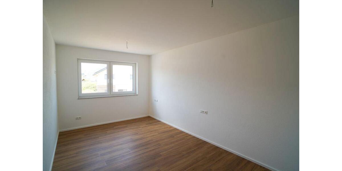 Erdgeschoßwohnung Wellendingen - 4.5 Zimmer, 130 m&sup2;, 1.330&euro; | Angebot:26083445