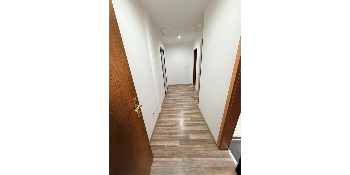 Dachgeschoßwohnung Wiehl - 2 Zimmer, 51 m&sup2;, 550&euro; | Angebot:26442277