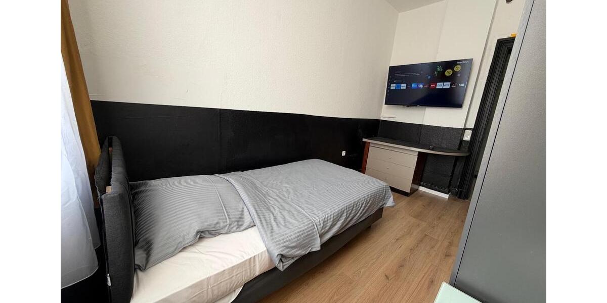 Wohnen auf Zeit Neuenrade - 7 Zimmer, 180 m&sup2;, 16&euro; | Angebot:24447625