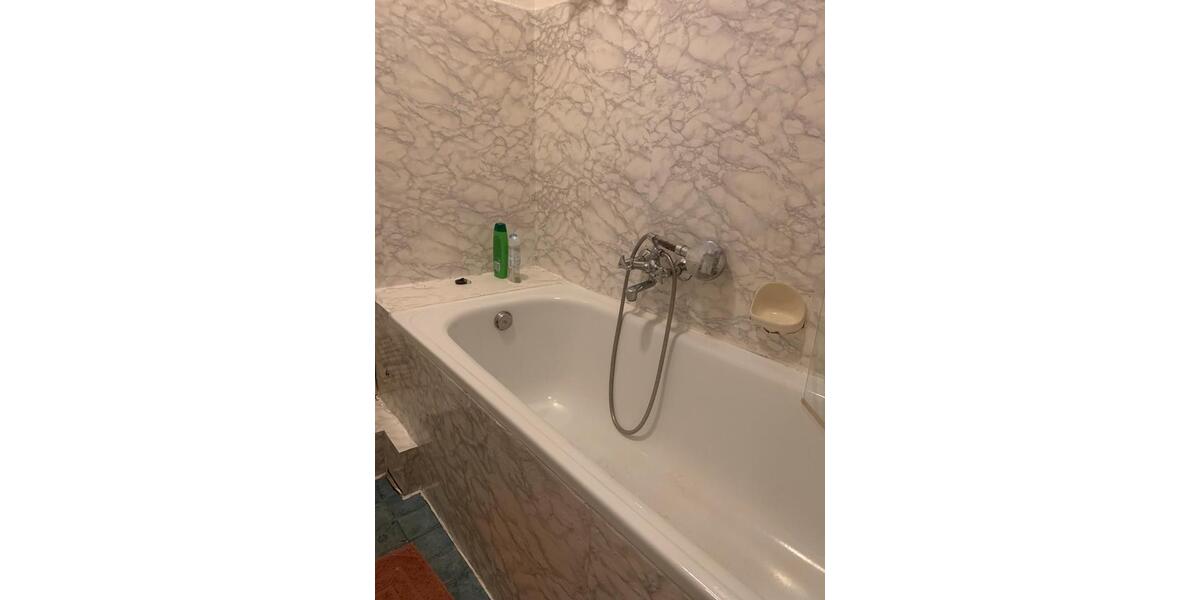 Wohnen auf Zeit Bochum - 3 Zimmer, 150 m&sup2;, 384&euro; | Angebot:24698410