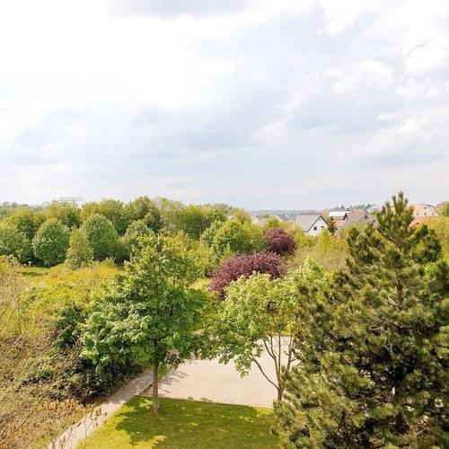 4 Zimmer mit Balkon im Erdgeschoss zimmer