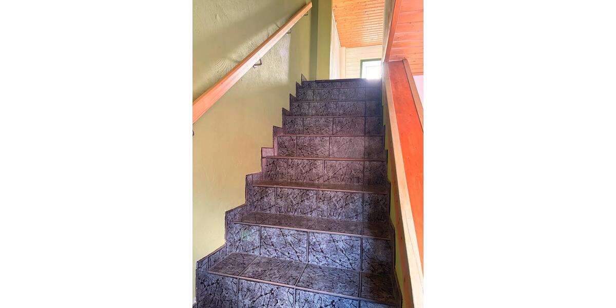 Etagenwohnung Leck - 3 Zimmer, 166 m&sup2;, 1.100&euro; | Angebot:25934977