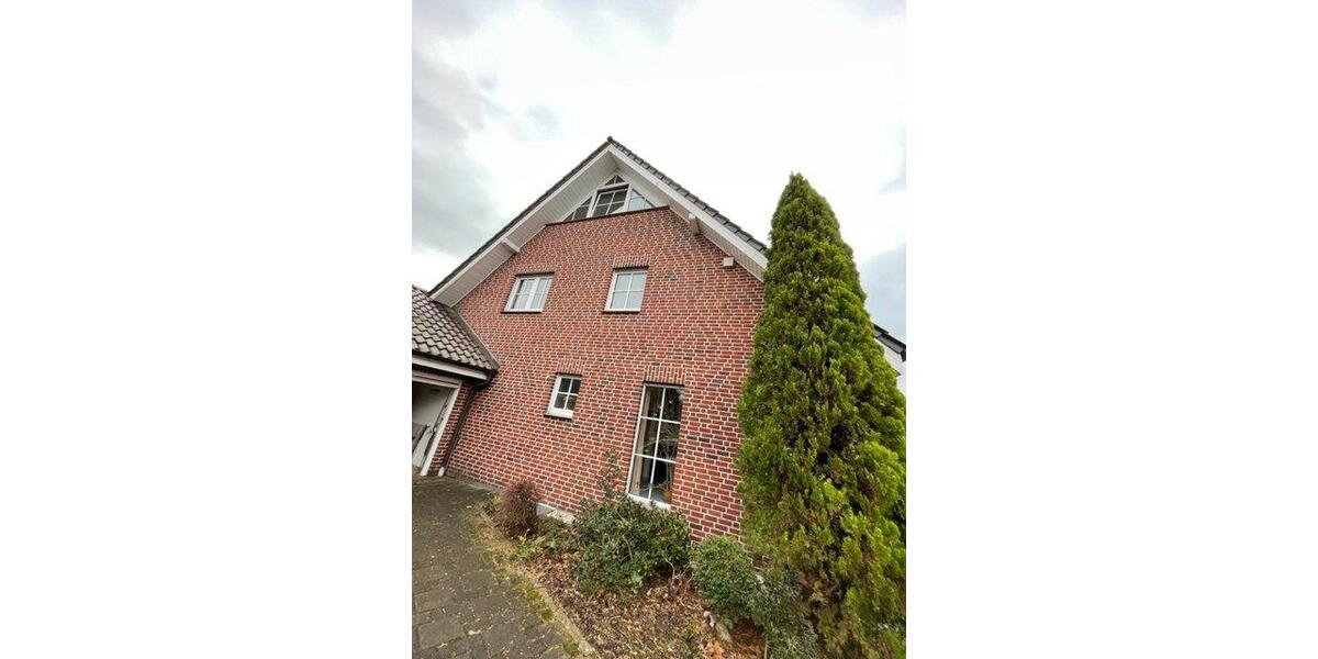 Einfamilienhaus Neuss Allerheiligen - 6 Zimmer, 350 m&sup2;, 3.500&euro; | Angebot:26677611