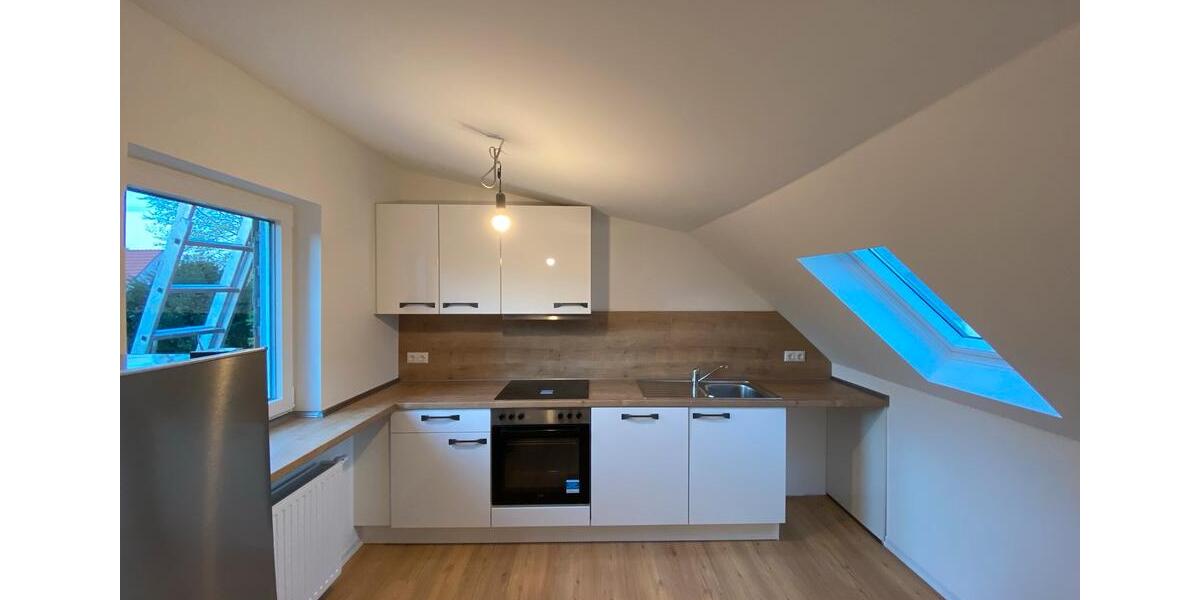 Dachgeschoßwohnung Bremen Blumenthal - 2 Zimmer, 45 m&sup2;, 550&euro; | Angebot:25047751