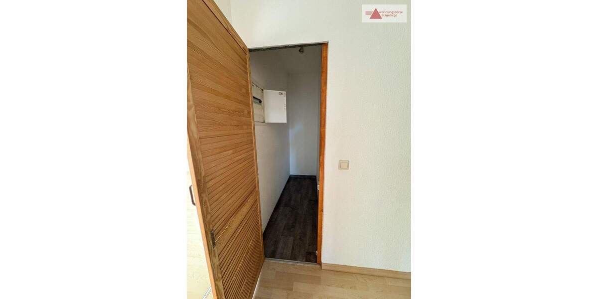 3-Raum-Wohnung mit Balkon & Einbauküche in Bermsgrün 3 zimmer