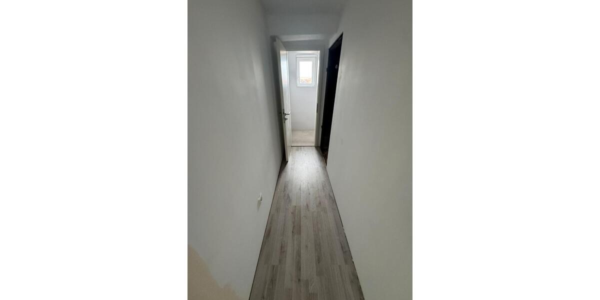 Dachgeschoßwohnung Ehingen (Donau) - 3.5 Zimmer, 90 m&sup2;, 1.000&euro; | Angebot:26670354