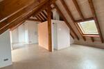 Etagenwohnung Idstein - 4 Zimmer, 130 m&sup2;, 1.300&euro; | Angebot:26482961